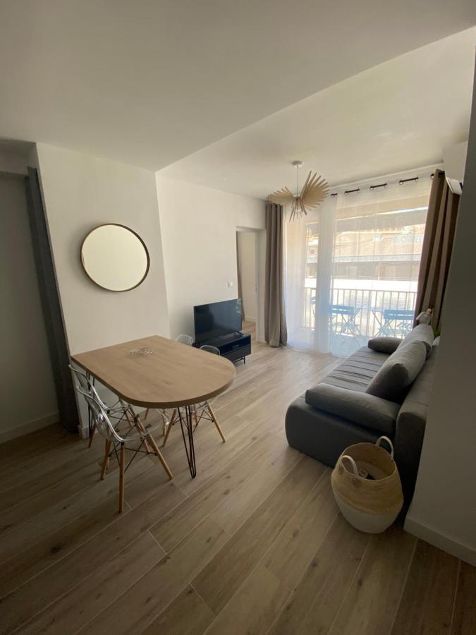 Apartment Ajaccio Magnifique T2 37m2 Centre Vue Au Bord De La Neuf 4 Couchages Balcon Parking Prive Ferme Clim Wifi *