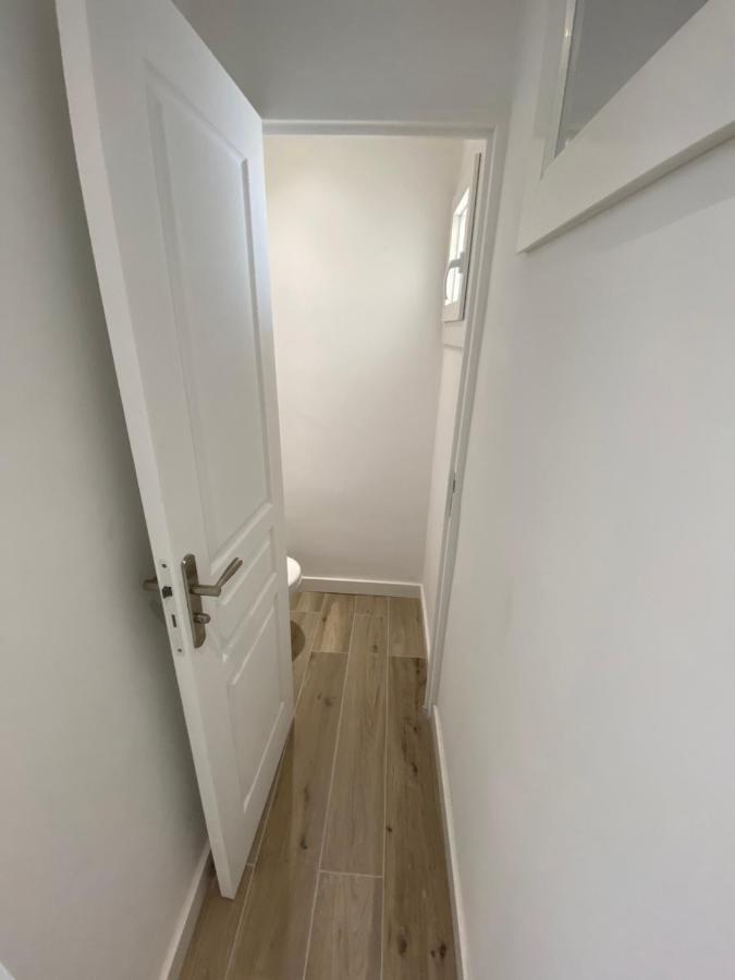 Apartment Ajaccio Magnifique T2 37m2 Centre Vue Au Bord De La Neuf 4 Couchages Balcon Parking Prive Ferme Clim Wifi Ajaccio (Corsica)
